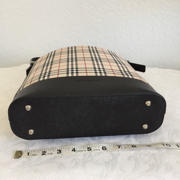 Burberry check tote - Picture 10 of 12